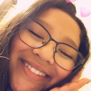 Meet your Posher, Evalina